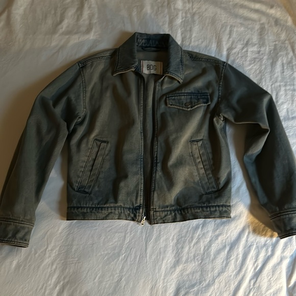 Urban Outfitters Cropped Denim Zip Jacket - Picture 1 of 10